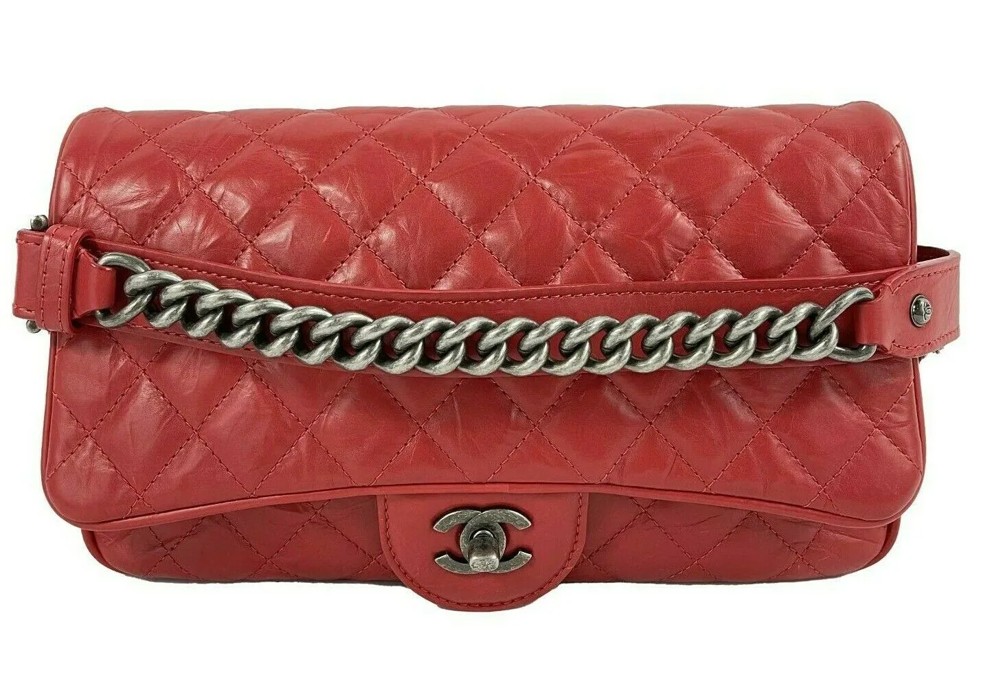 CHANEL - Red Crinkled Leather Boy Chain Flap Bag / Silver-Aged - Shoulder Bag