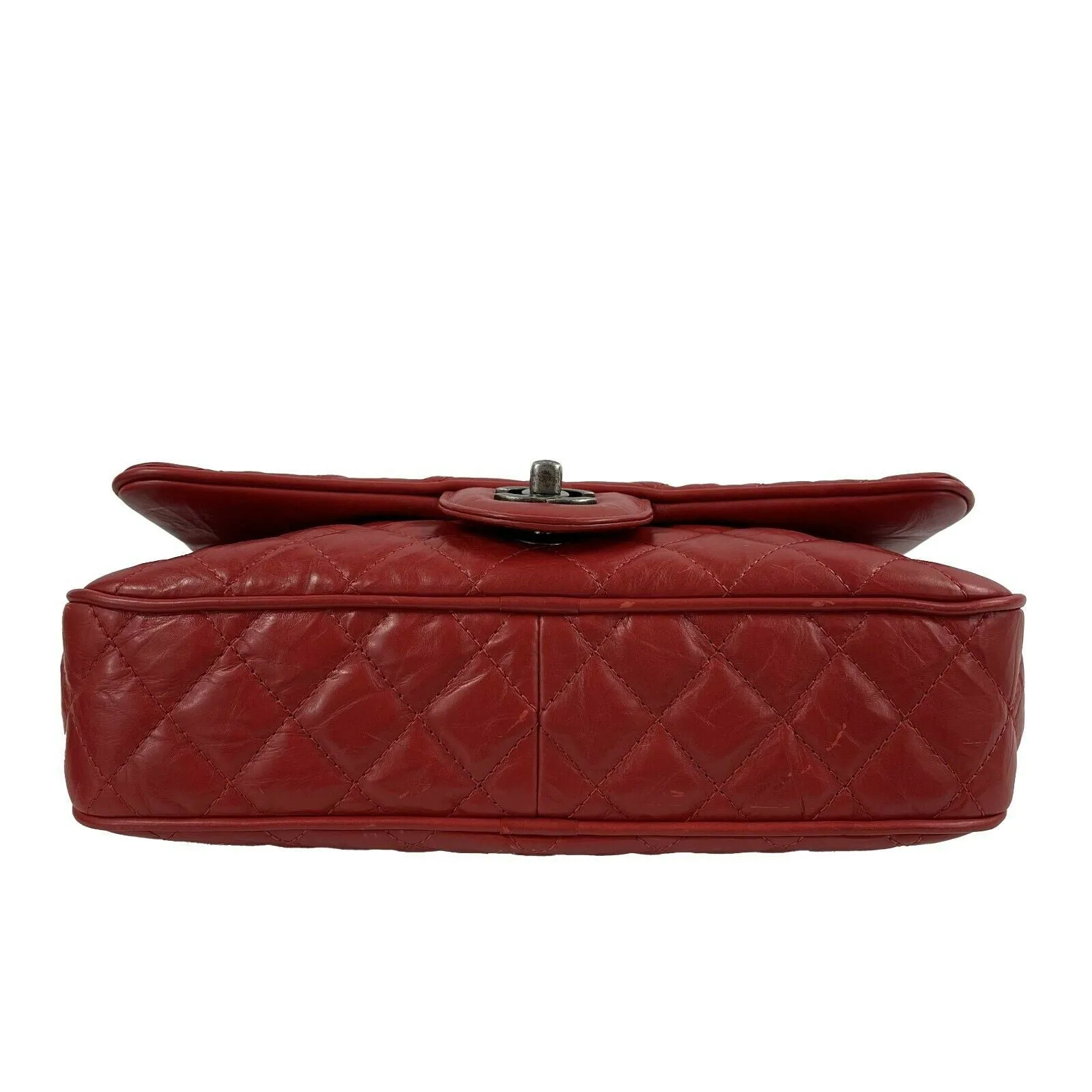 CHANEL - Red Crinkled Leather Boy Chain Flap Bag / Silver-Aged - Shoulder Bag