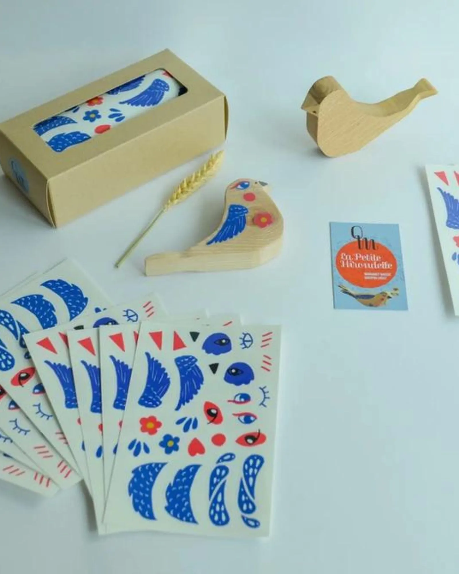 Customisable Wooden Swallow | Home Deco Kit